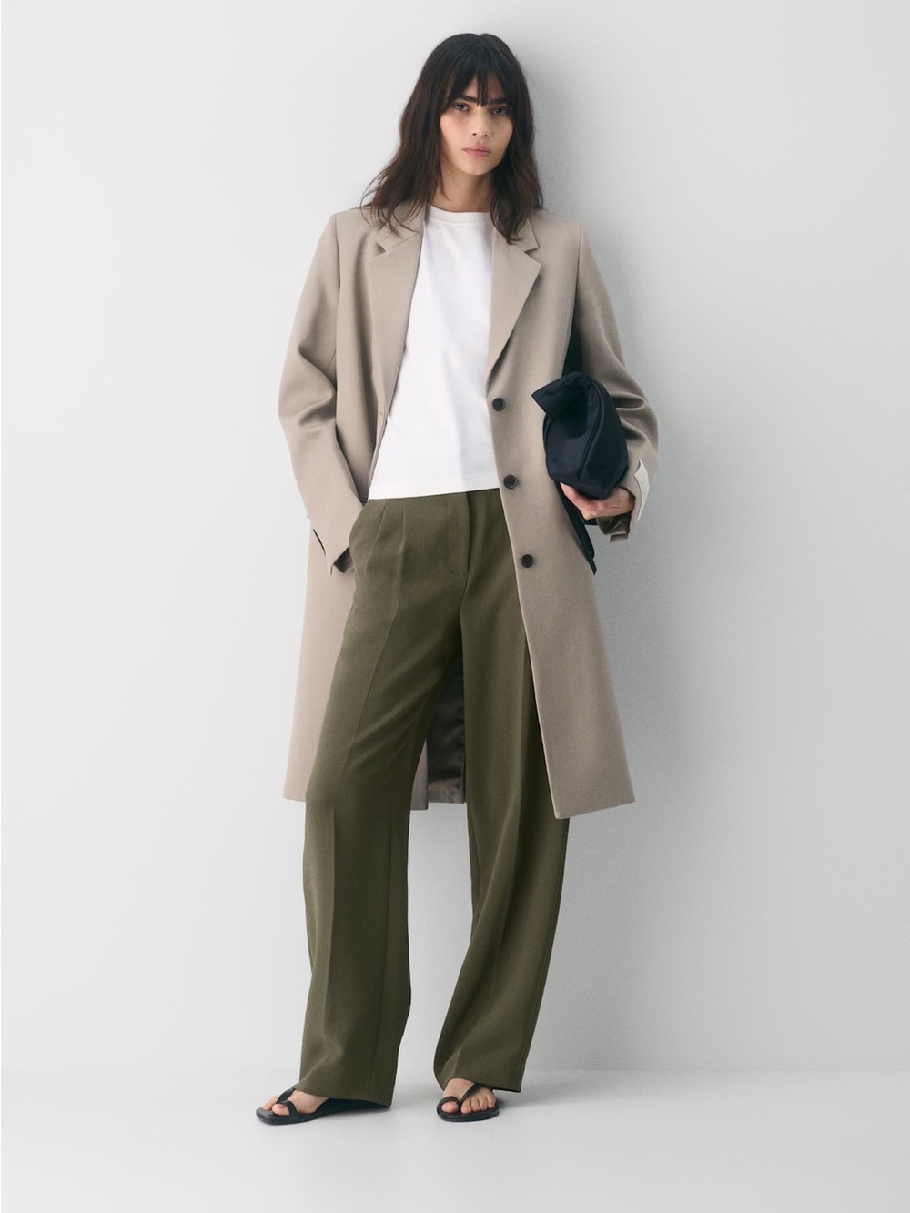 Aritzia Wilfred The Effortless Pant Crepette Dark Olive size 0